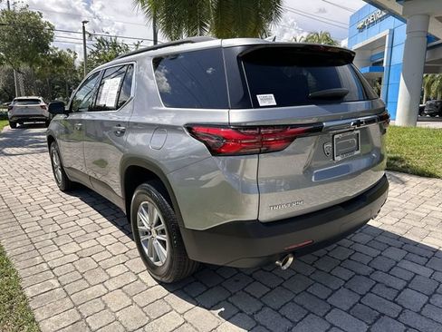 Used 2023 Chevrolet Traverse LT FWD image 34