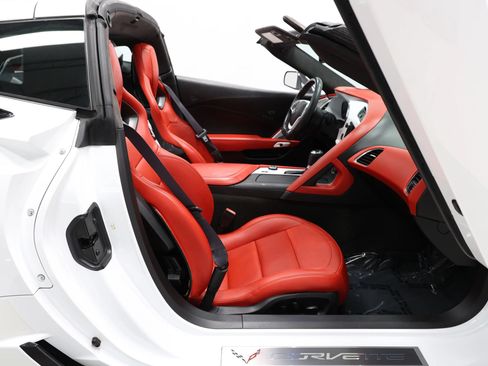 Used 2016 Chevrolet Corvette Z06 w/ 3LZ Preferred Equipment Group RWD image 79