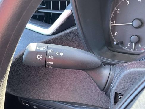 Used 2025 Toyota Corolla LE image 29