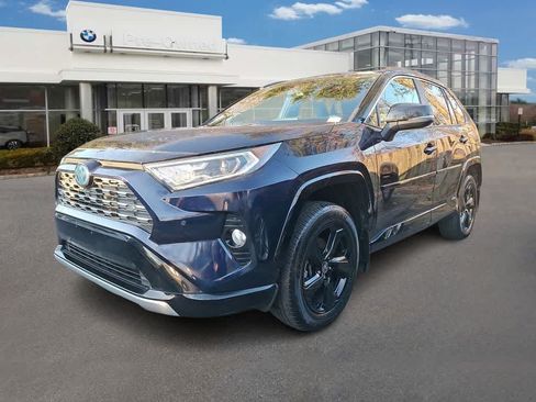 Used 2020 Toyota RAV4 XSE AWD/4WD image 1