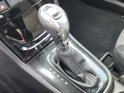 Used 2017 Buick Encore Sport Touring image 13