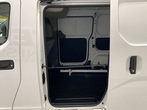 Used 2021 Nissan NV200 SV w/ Back Door Glass Package FWD image 23