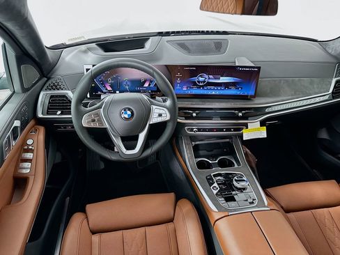 New 2026 BMW X7 xDrive40i w/ Executive Package image 19