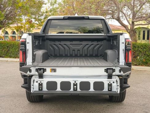 Used 2026 GMC Sierra EV Denali image 13