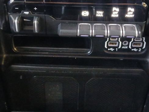 Used 2024 RAM 3500 Laramie w/ Night Edition AWD/4WD image 10