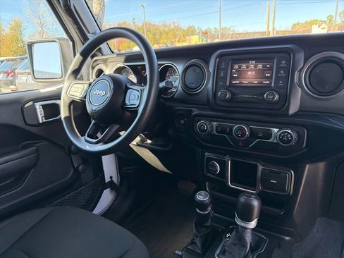 Used 2021 Jeep Wrangler Unlimited Sport image 36