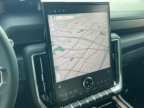 New 2026 GMC Yukon XL Denali w/ Denali Reserve Package RWD image 18