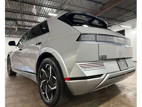 Used 2023 Hyundai Ioniq 5 Limited RWD image 17