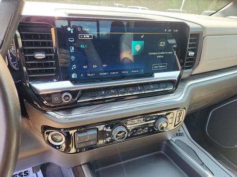 Used 2024 Chevrolet Silverado 3500 LTZ w/ LTZ Premium Package AWD/4WD image 26