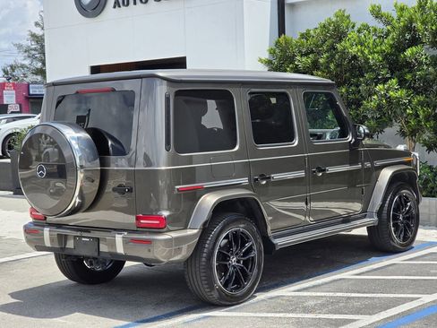 Used 2025 Mercedes-Benz G 550 image 3