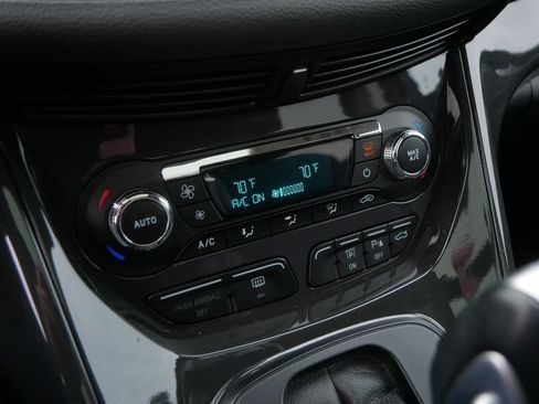 Used 2014 Ford Escape Titanium w/ Equipment Group 401A AWD/4WD image 25