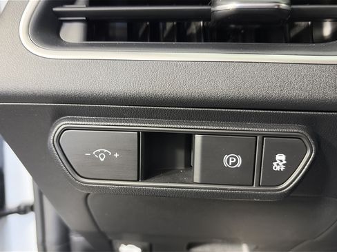 Used 2025 Kia K4 FWD image 28