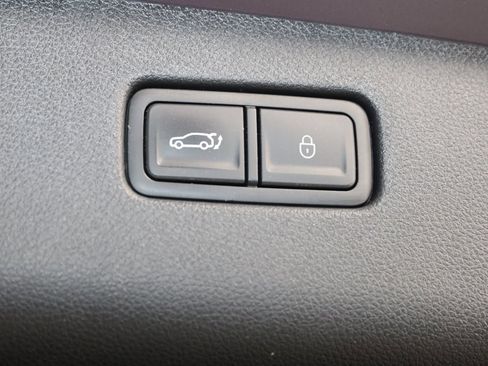 Used 2022 Genesis GV70 2.5T w/ Select Package image 54