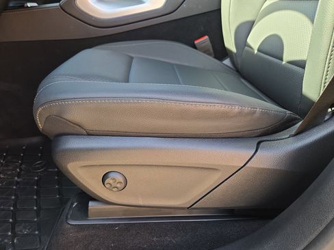 New 2025 Mercedes-Benz GLE 350 4MATIC image 17