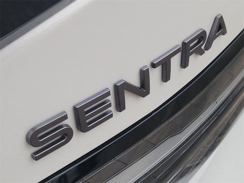 New 2026 Nissan Sentra SR image 8