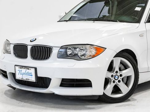 Used 2011 BMW 135i Convertible RWD image 2