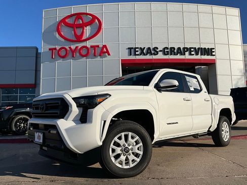 New 2026 Toyota Tacoma SR5 image 2