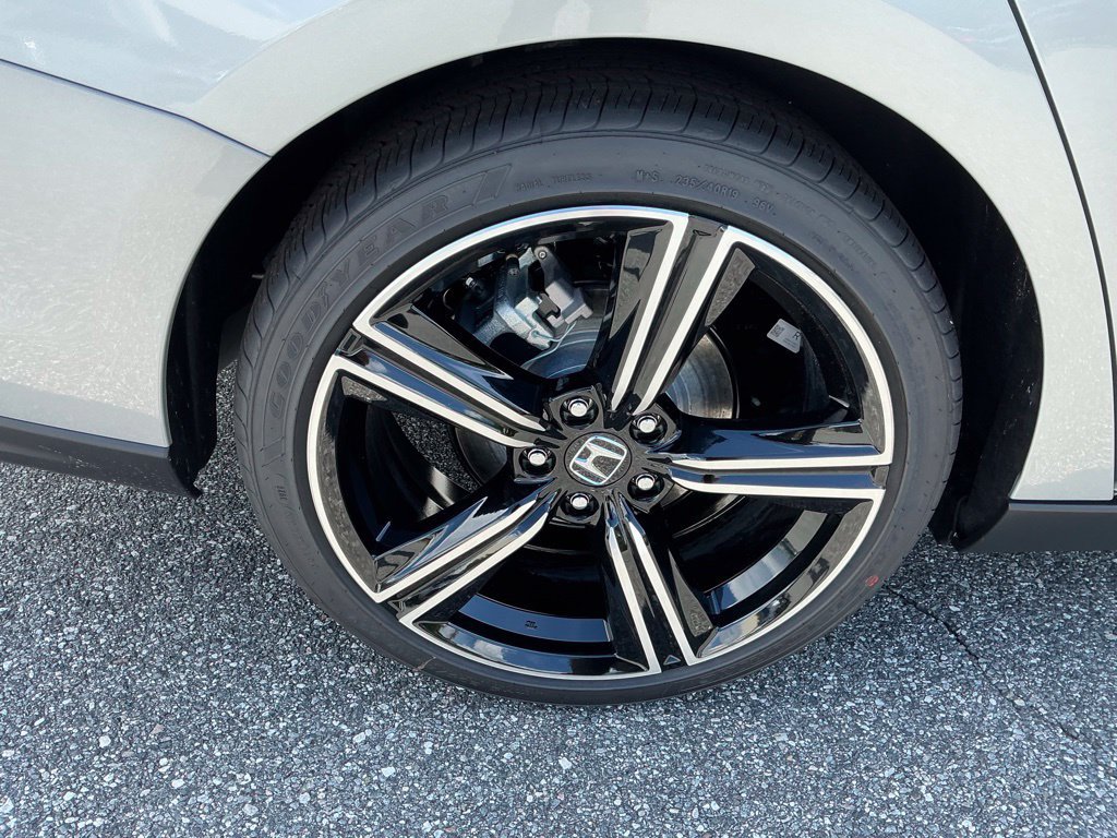 New 2026 Honda Accord Sport image 16