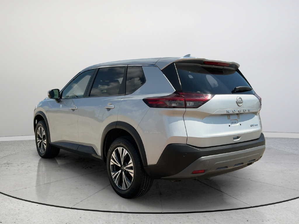 Used 2023 Nissan Rogue SV AWD/4WD image 4
