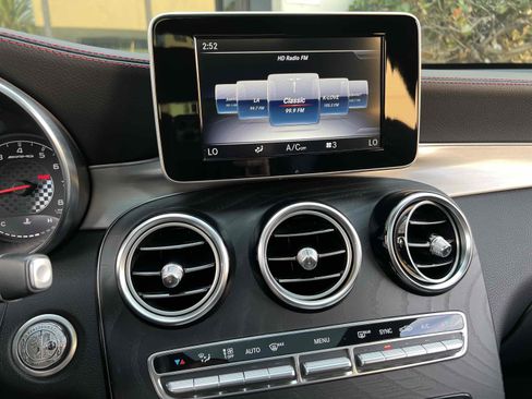 Used 2019 Mercedes-Benz GLC 43 AMG 4MATIC SUV - AMG PERFORMANCE E image 37