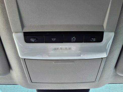 Certified 2025 Nissan Sentra SV FWD image 14