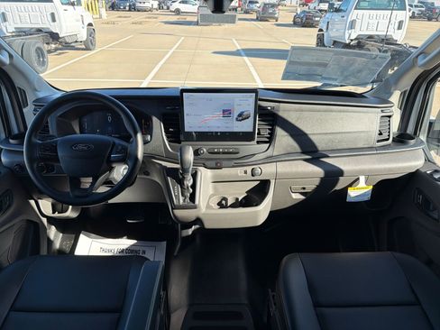 New 2026 Ford Transit 250 148 Medium Roof w/ Load Area Protection Package image 12