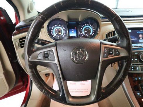 Used 2013 Buick LaCrosse Leather FWD image 20