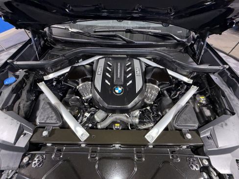 Used 2021 BMW X5 M50i AWD/4WD image 34