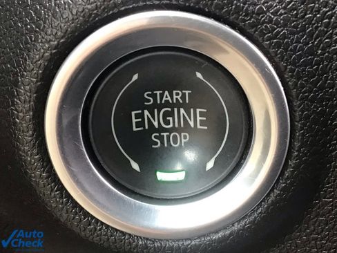 Used 2024 Chevrolet Silverado 2500 Custom w/ Custom Value Package image 32