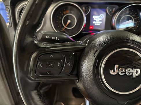 Used 2022 Jeep Wrangler Unlimited Sport AWD/4WD image 13