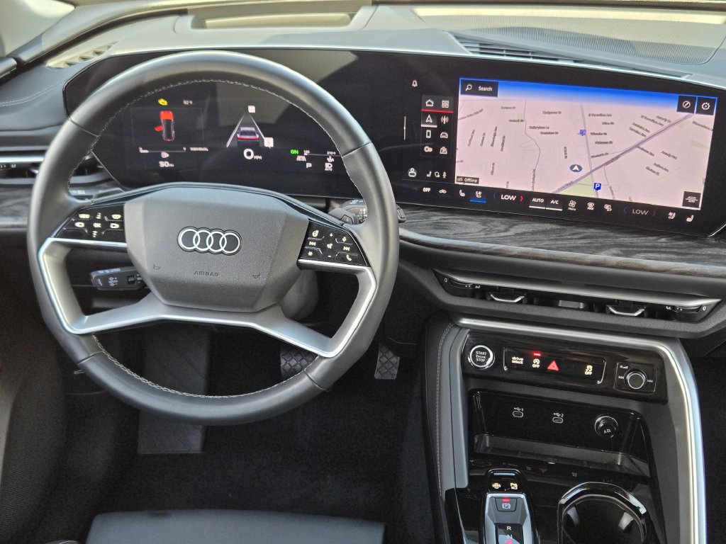 Certified 2025 Audi Q5 Prestige AWD/4WD image 35