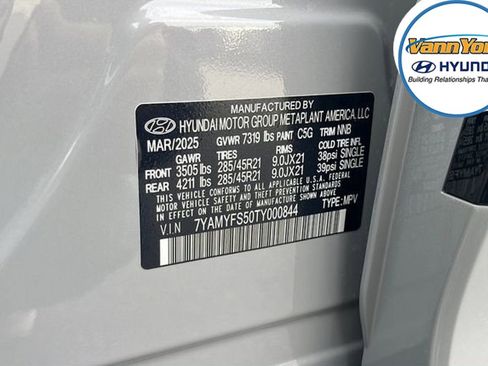 New 2026 Hyundai Ioniq 9 Calligraphy image 29