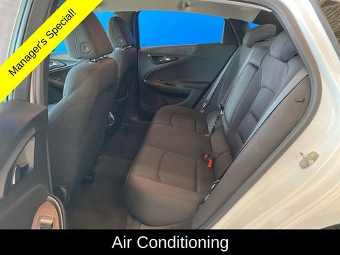 Used 2024 Chevrolet Malibu LT FWD image 11