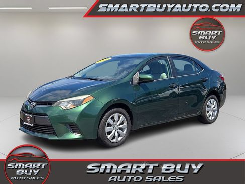 Used 2015 Toyota Corolla LE FWD image 1