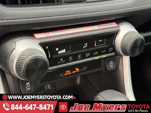 Used 2025 Toyota RAV4 LE image 20