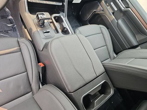New 2026 GMC Sierra 1500 Denali w/ Denali Reserve Package AWD/4WD image 24