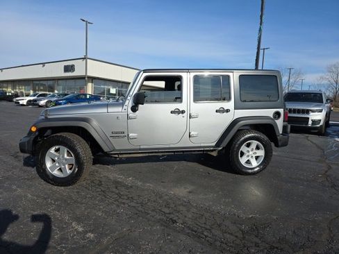 Used 2015 Jeep Wrangler Unlimited Sport w/ Quick Order Package 24S image 3