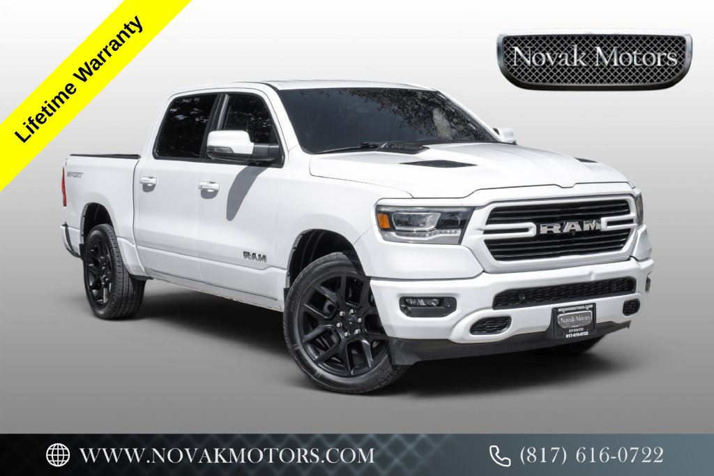 Used 2023 RAM 1500 Laramie AWD/4WD image 1