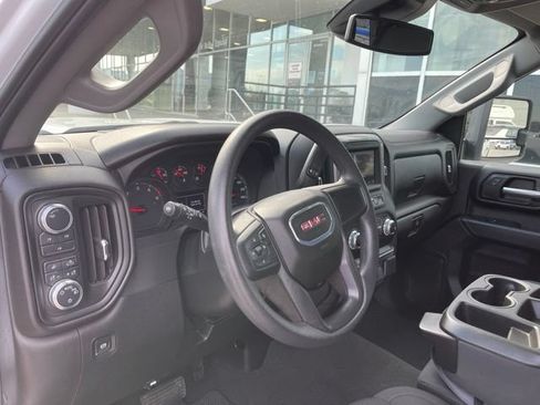 Used 2025 GMC Sierra 3500 Pro AWD/4WD image 7