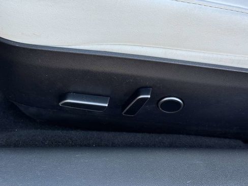 Used 2023 Tesla Model 3 Standard Range image 29