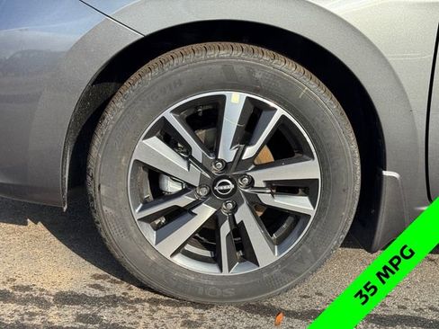 New 2025 Nissan Versa SV w/ Trunk Package image 9