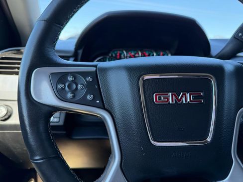 Used 2018 GMC Yukon SLT w/ Premium Edition AWD/4WD image 24