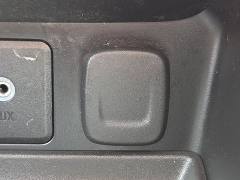 Used 2020 GMC Terrain SLE w/ Driver Convenience Package FWD image 14