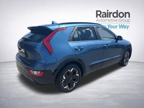 Used 2023 Kia Niro Wind w/ Wind Preserve Package FWD image 7
