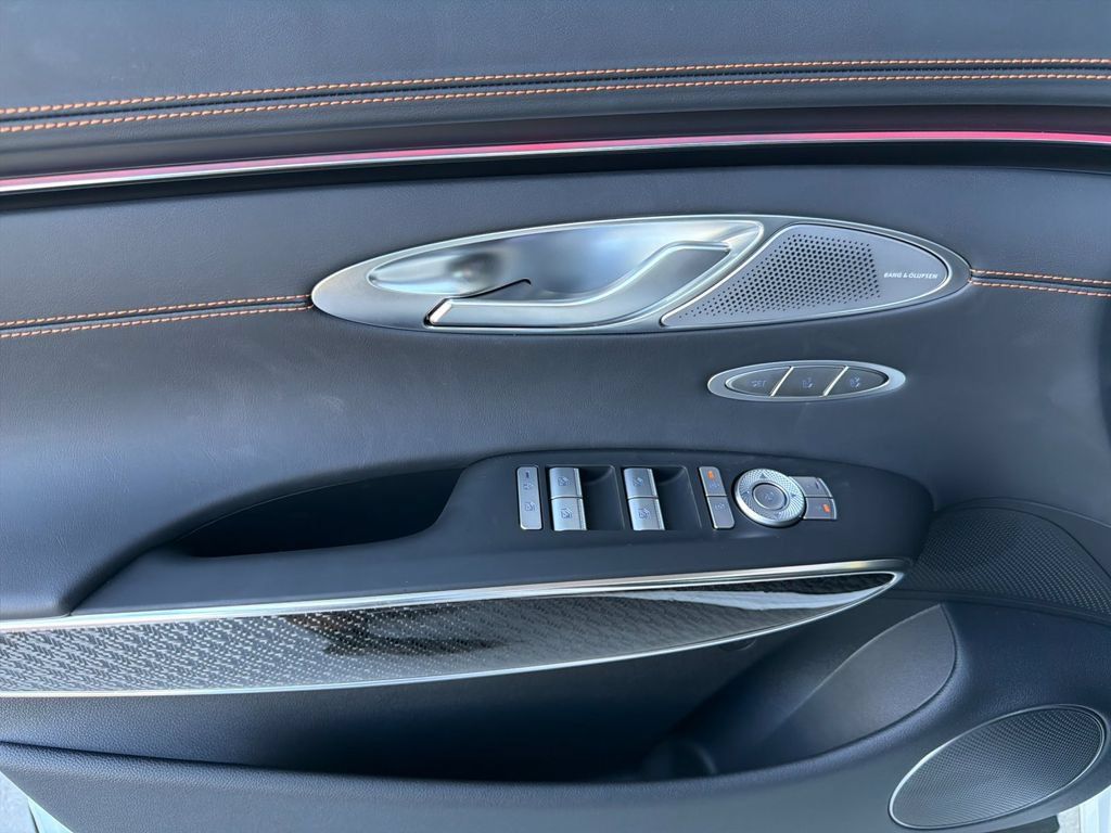 New 2026 Genesis GV70 3.5T Sport Prestige AWD/4WD image 11