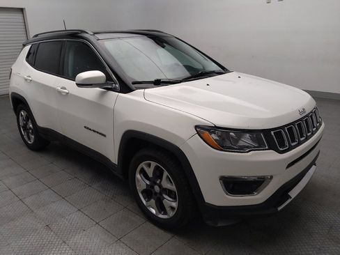Used 2021 Jeep Compass Limited w/ Sun and Sound Group FWD image 13