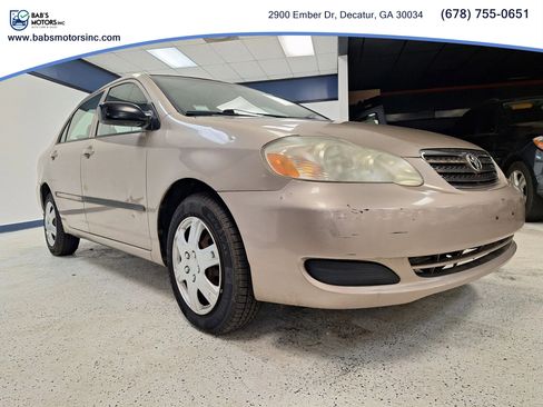 Used 2005 Toyota Corolla S FWD image 2