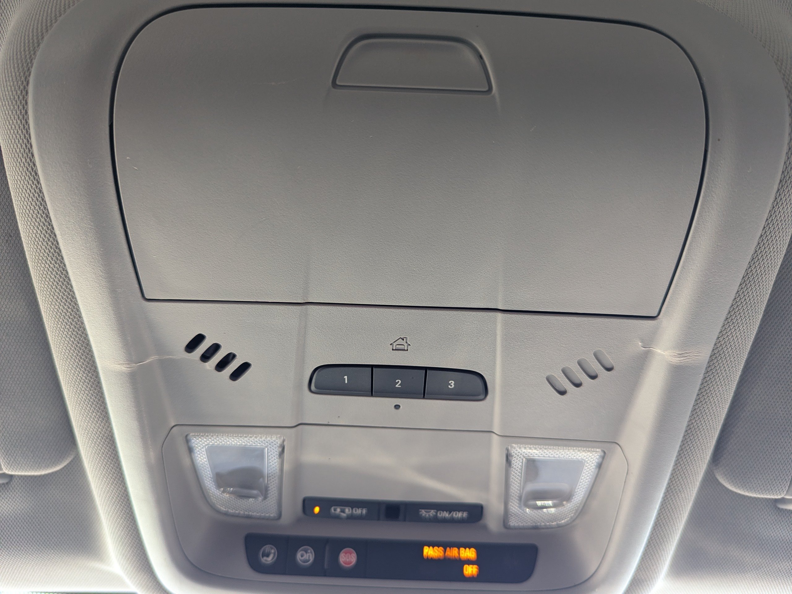 Used 2019 Chevrolet Equinox LT FWD image 26