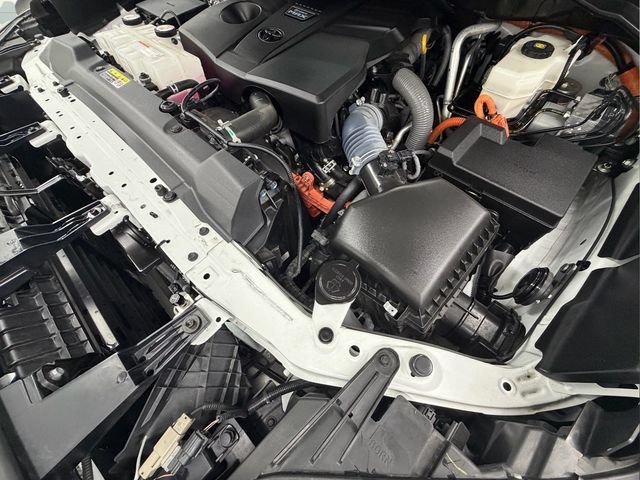 Used 2024 Toyota Sequoia Limited AWD/4WD image 11