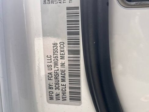 Used 2021 RAM 2500 Laramie AWD/4WD image 19